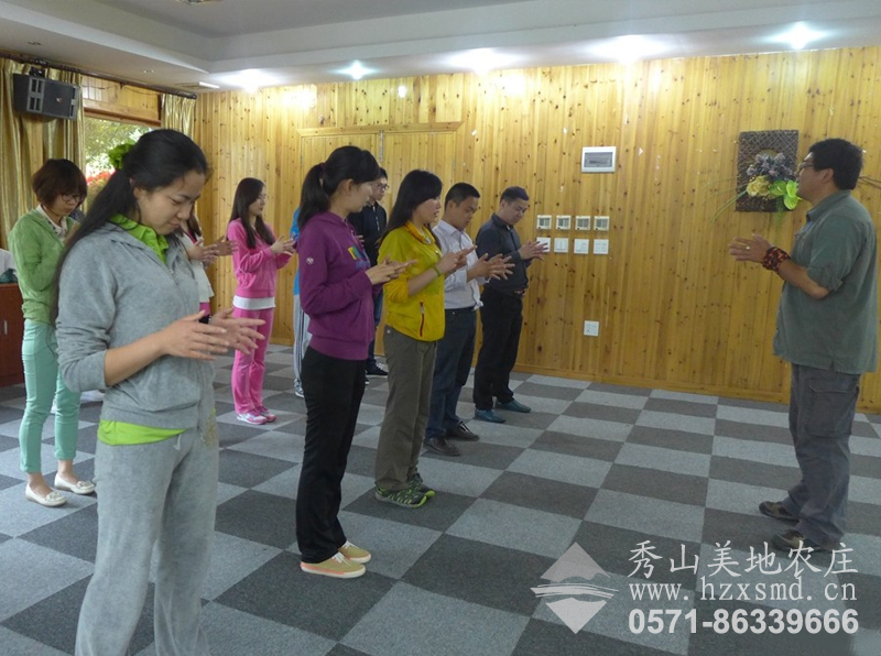 图1:杭州秀山美地 室内素质拓展活动 图1:杭州秀山美地 室内素质拓展活动
